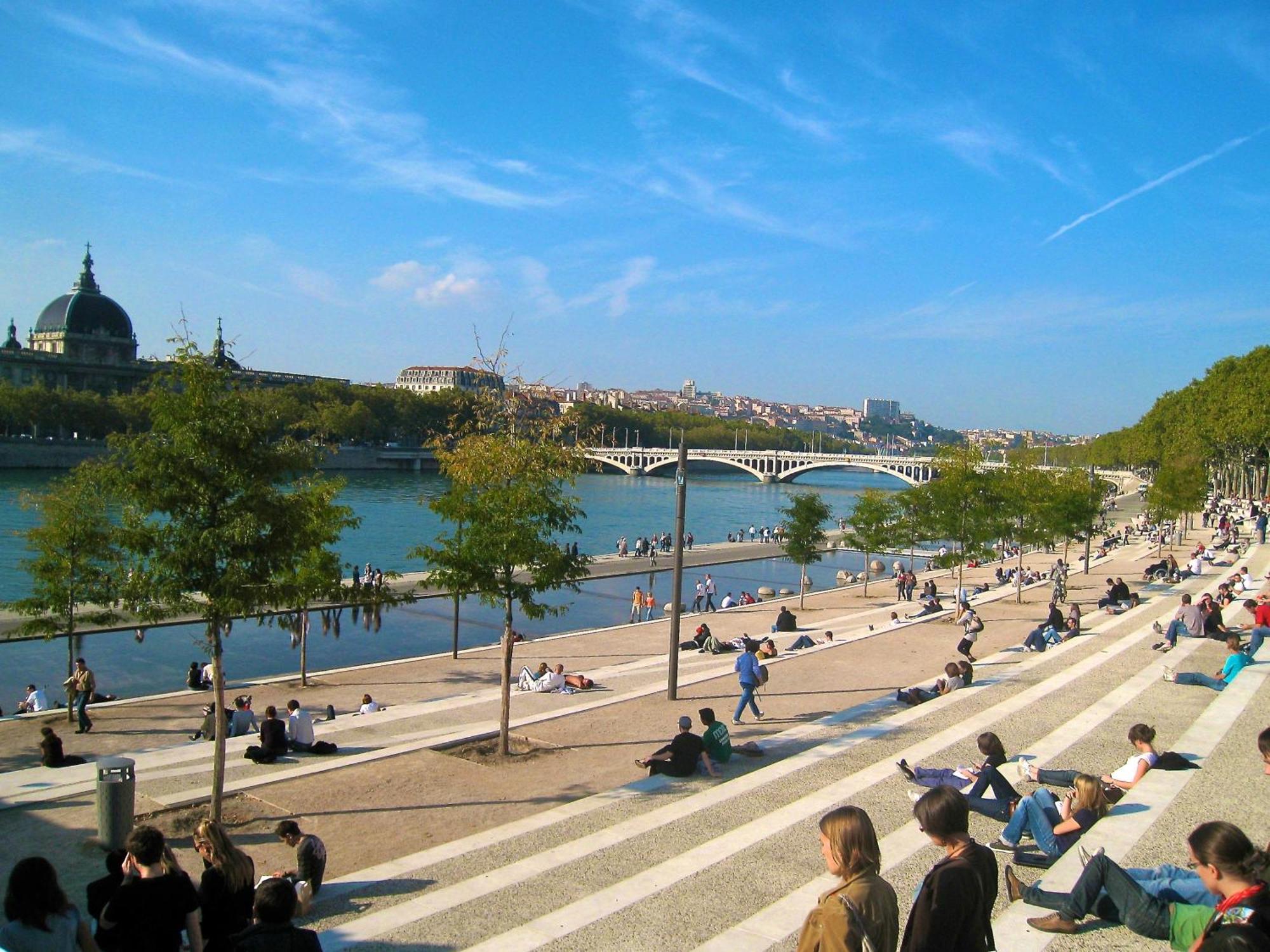 Saxe And The City , Downtown Lyon Bagian luar foto